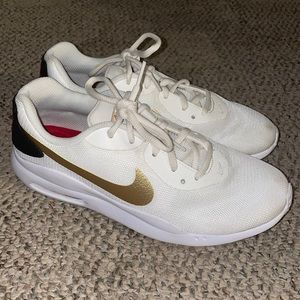 White Nike Air Sneakers